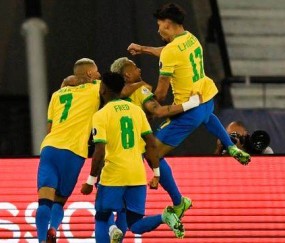 开云官网-帕奎塔上场就进球 热苏斯染红 10人巴西守住1比0